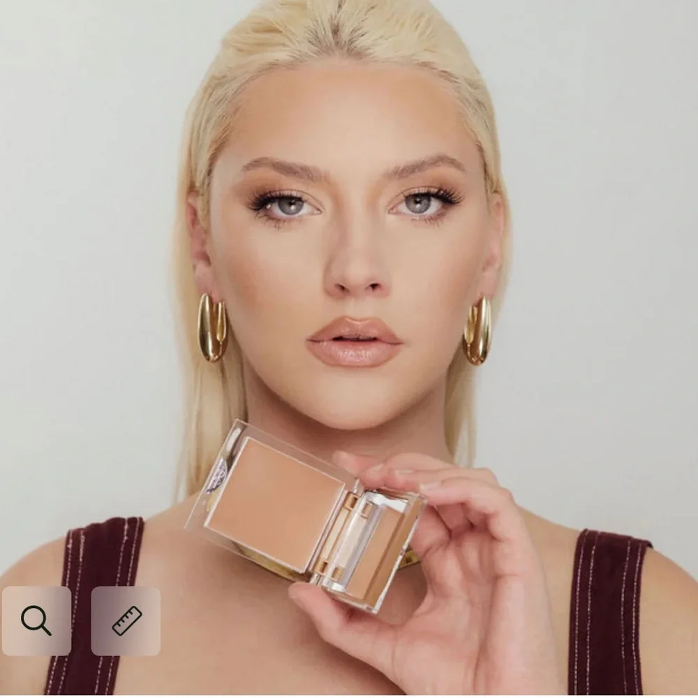 Dominique Silktone Cream Bronzer in Light Tan Blendable buildable good for skin